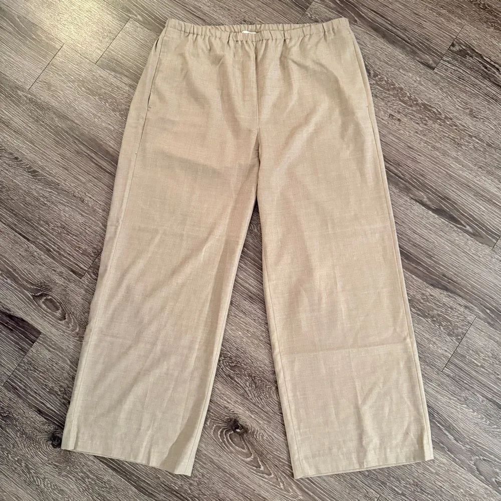 Banana Republic Pull On Wide Leg Lightweight Wool Flannel Pant New